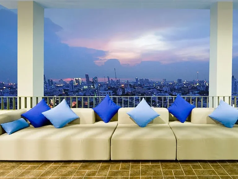 ขาย คอนโด Ideo Sathorn - Taksin แบบ 2 ห้องนอน 2 ห้องน้ำ 55 ตรม ราคาดีที่สุด