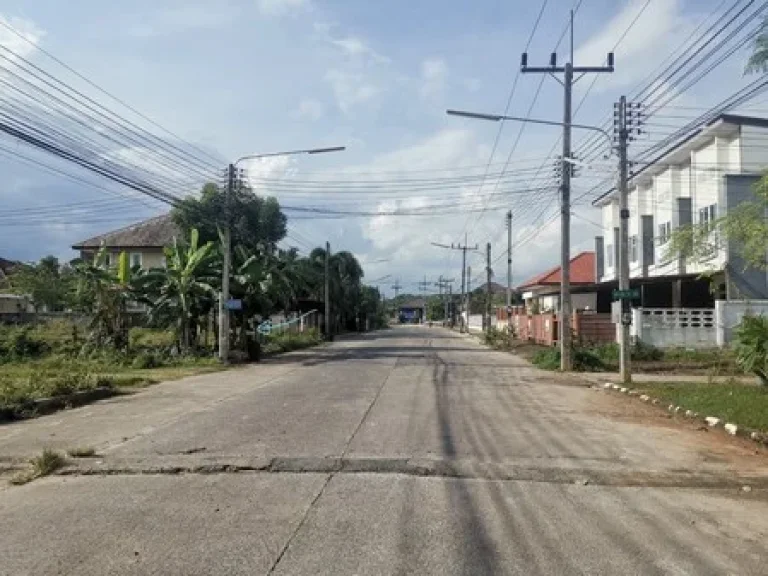 ขายด่วนที่ดินทำเลสวยในหมู่บ้านฉัตรแก้วใกล้สนามบินนานาชาติหาดใหญ่