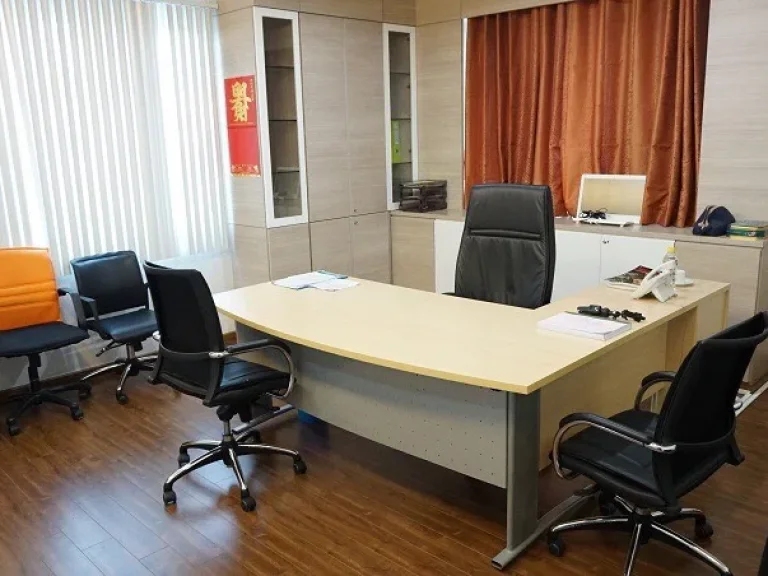 Office for sale near Fashion Island 770 m2 fully furnished