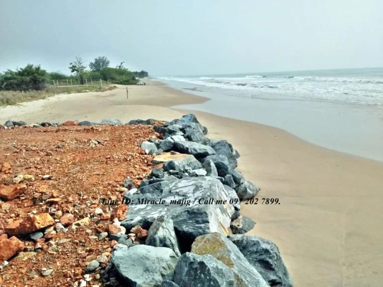 ขายที่ดินติดชายหาดแปลงสวยถมแล้ว