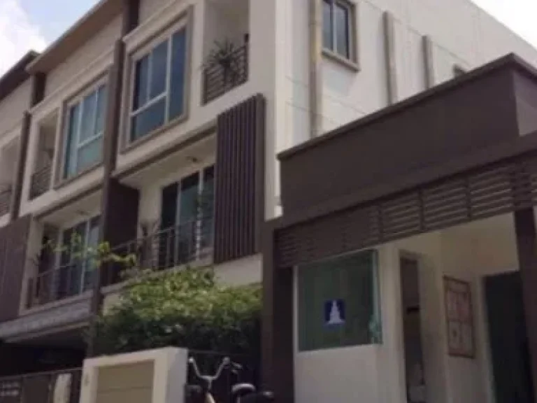 HR00528Townhouse for rent ทาวน์โฮมLPNลาดพร้าว21 68000THBmonth