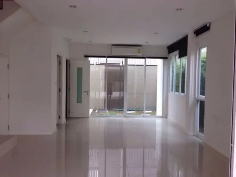 HR00528Townhouse for rent ทาวน์โฮมLPNลาดพร้าว21 68000THBmonth