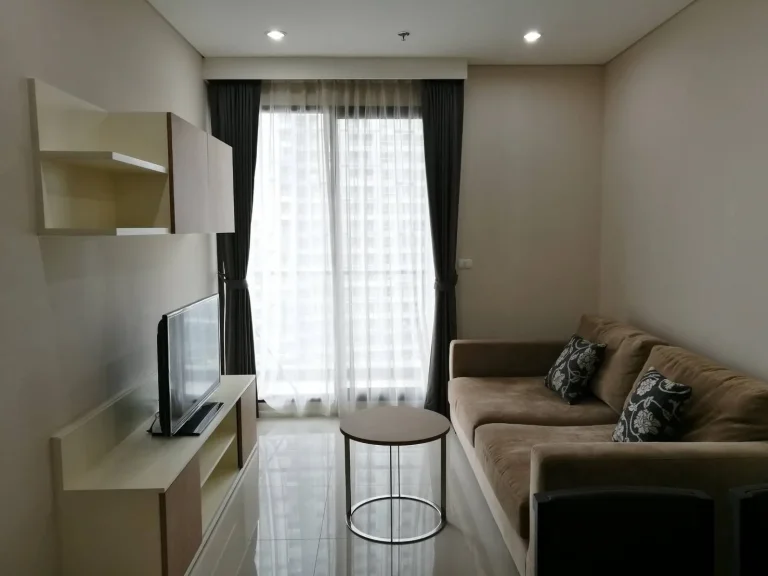 ให้เช่า คอนโด Villa Asoke แบบ 1 ห้องนอน พื้นที่กว้าง เพียง 2-3 นาทีจาก MRT เพชรบุรี For Rent Beautiful and Nicely Furnished 1 Bed at Villa Asoke