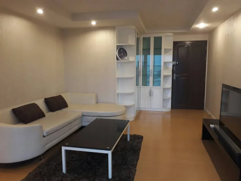 เช่าด่วน คอนโด Zenith Place สุขุมวิท 42 แบบ 2 ห้องนอน For Rent 2 Bedroom Unit at Zenith Place Sukhumvit 42