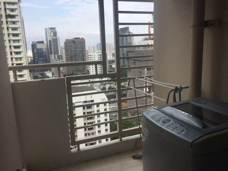 For RENTCondo in Phrompong area Bangkok 1 bedroom 35 SqM ONLY 19000THB per Month