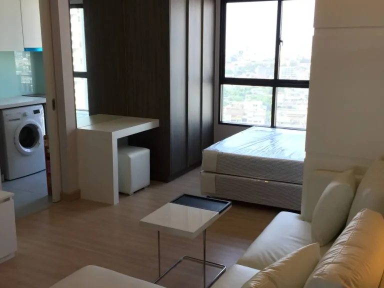 Studio Condo for RENT 30 SqM in Sathorn area ONLY 19500 THB