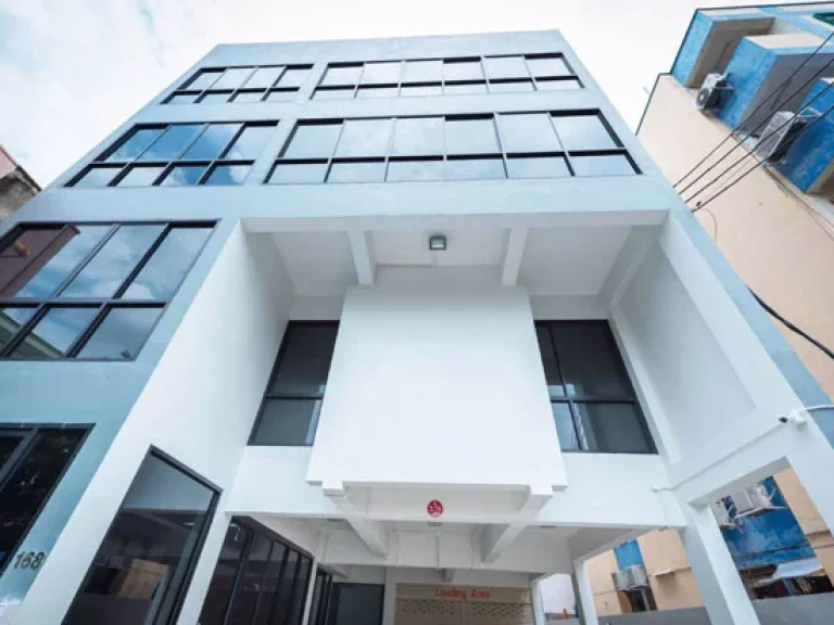 For Rent Newly ampamp Conveniently Located - 4 storey Office building in Ratchadapisaek Road