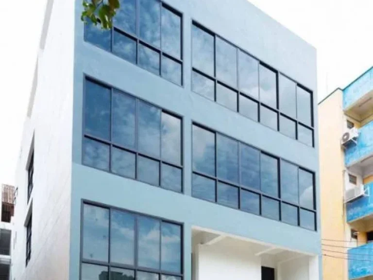 For Rent Newly ampamp Conveniently Located - 4 storey Office building in Ratchadapisaek Road