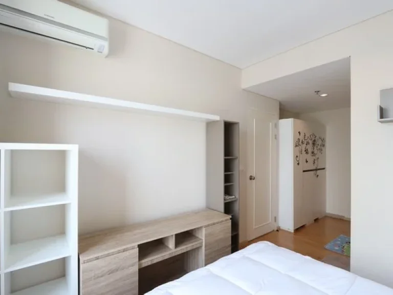 Rent Villa Asoke Condo near MRT Phetchaburi station 19th floor 48 Sqm 1 bedroom Airy