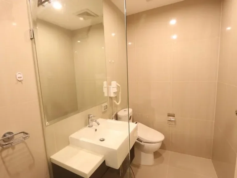 Rent Villa Asoke Condo near MRT Phetchaburi station 19th floor 48 Sqm 1 bedroom Airy