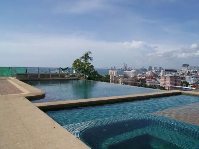 คอนโดสวย ใกล้ชายหาด โครงการ Pattaya Height condo ชั้น 1พทใช้สอย 97 ตรม 2 ห้องนอน 2ห้องน้ำ