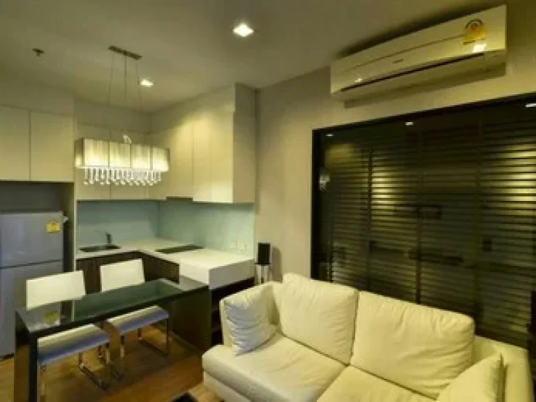 FOR RENT URBANO ABSOLUTE CONDO SATORN-TAKSINใกล้ BTSกรุงธนบุรีเเค่320มใกล้ด่วนพระราม 9 สะพานสาทร