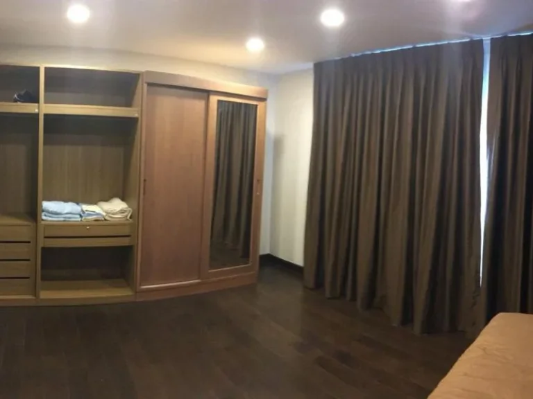 Bangkok Garden Narathiwat Condo for Sale 2bed 100sqm high floor 9million