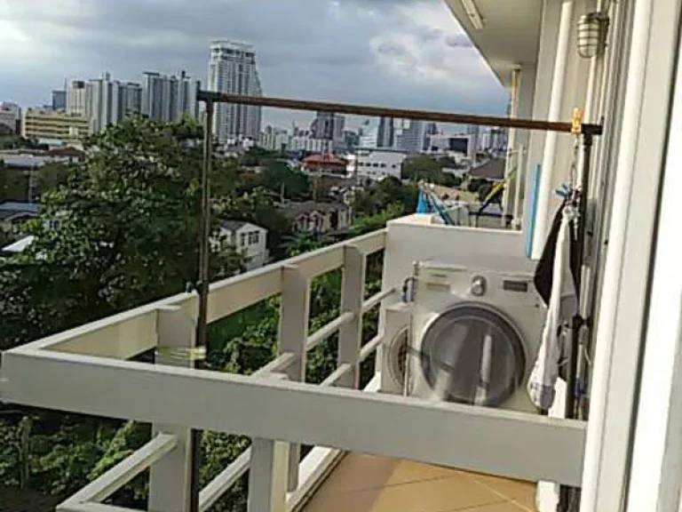 ขายด่วน คอนโด Waterford 50 แบบ 2 ห้องนอน ในราคาสุดคุ้ม พร้อมของแถมมากมาย For Sale HOT DEAL -A Nice and Valued 2 Bed Unit