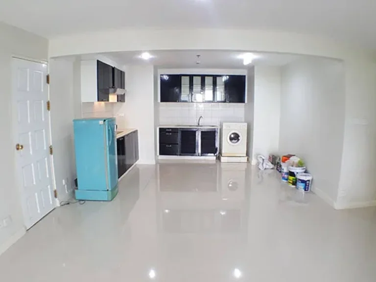 ด่วนมากกก คอนโดรอยัล นาวิน แบบ 1 ห้องนอนพื้นที่กว้างฝุดๆ Super Urgent Sale Spacious 1 Bedroom at Royal Navin