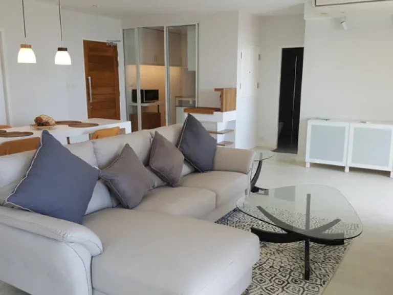 เช่าด่วน คอนโดตกแต่งใหม่ สวยกิ๊ก แบบ 3 ห้องนอน ใกล้อโศก For Rent Beautifully refurbished 3 Bedroom Unit near Asoke