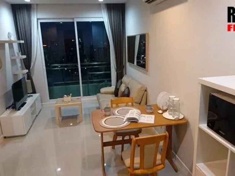 เช่า FOR RENT CIRCLE CONDOMINIUM 1 bed 40 Sqm20000 High Floor Amazing City View GREAT LOCATED NEAR PRATUNAM