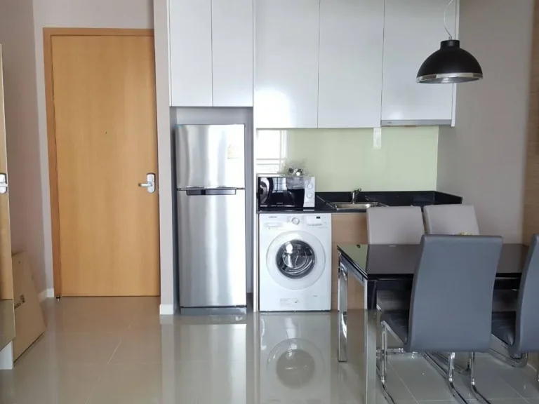 เช่าด่วน คอนโด Circle Condominium แบบ 1 ห้องนอน 10 นาทีจาก BTS นานา MRT อโศก For Rent A Nice 1 Bedroom Unit