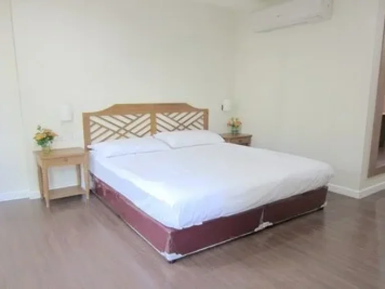 Town House For rent at Sukhumvit 5-minute walk to BTS Thonglor