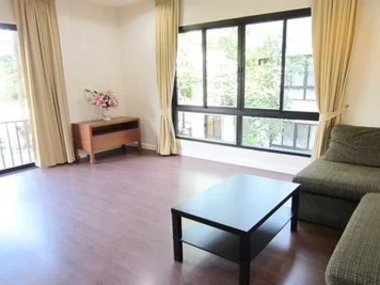 Town House For rent at Sukhumvit 5-minute walk to BTS Thonglor