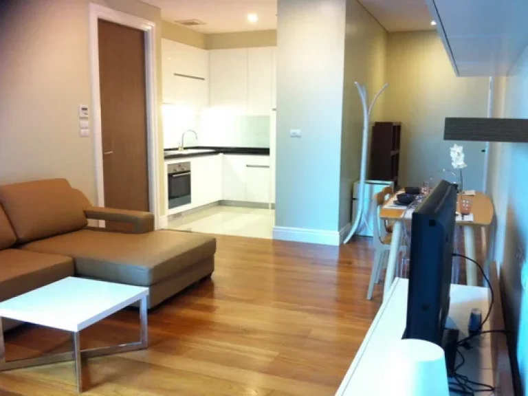 เช่า FOR RENT BRIGHT SUKHUMVIT 24 2 beds 2 baths 93 Sqm65000 Great Located NEAR EMPORIUM