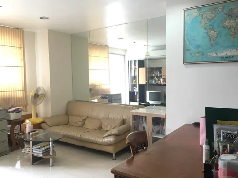 Condo for sell Patumwan Resort closed to BTS Phyathai