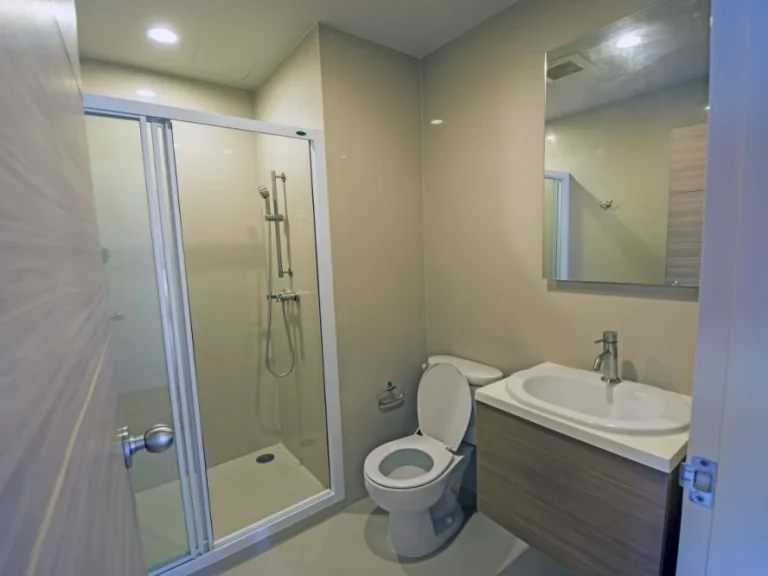 C010 2Bedroom 2Bathroom at Hive Taksin Condominium near BTS is now available for rent