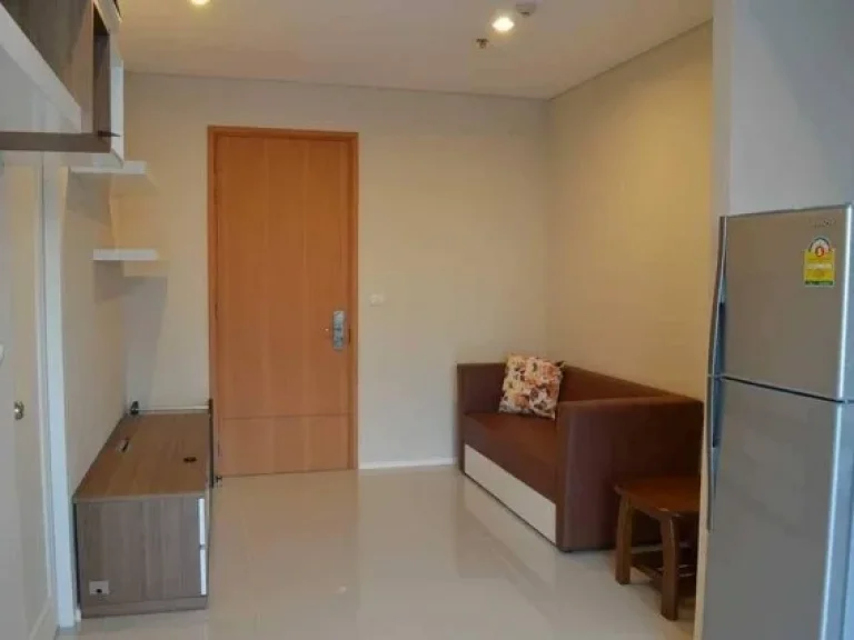 T353 ให้เช่า VILLA ASOKE ใกล้ MRT เพชรบุรี ชั้น 25  40 ตรม เฟอร์ครบ มีเครื่องซักผ้า 25000 บาท