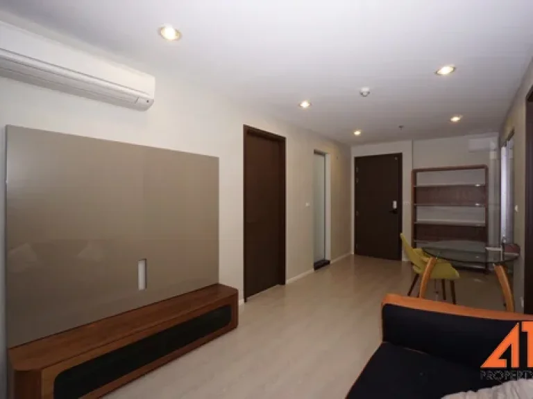 Condo for Sell Rhythm Sathorn - Narathiwas near BTS Chongnonsi- 2bedrooms 55 sqm best price