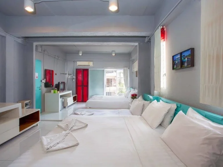 ขายโรงแรม THE ODDY HIP HOTEL มีจำนวนห้อง 20ห้องนอน 20ห้องน้ำ 18ตรว