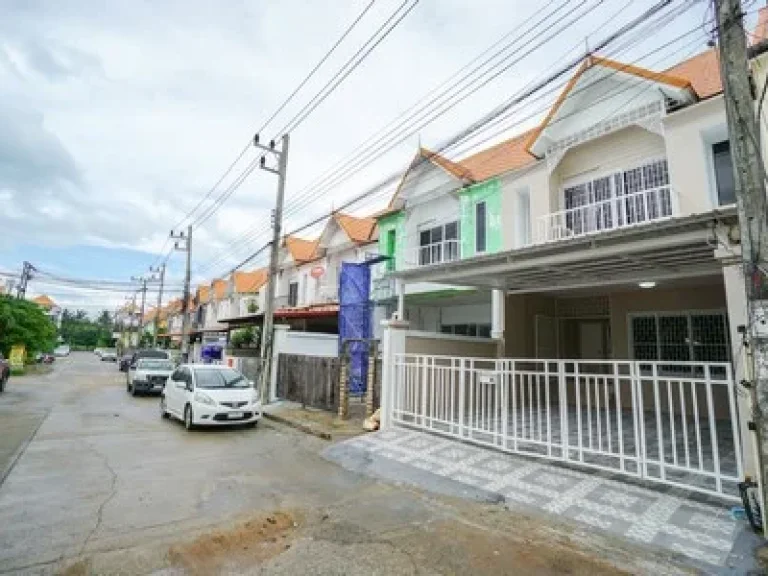 FOR RENT TOWN HOUSE 3 BEDROOM OPPOSITE POST OFFICE MAENAM KOH SAMUI THAILAND