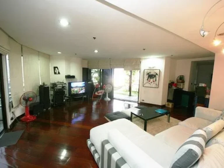 Urgent Sale 680-SQM Triplex Penthouse Condo - Near BTS Thonglor