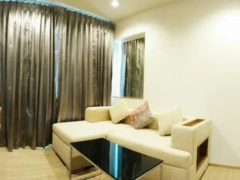 RENT Sathorn RHYTHM Sathorn good condition new room