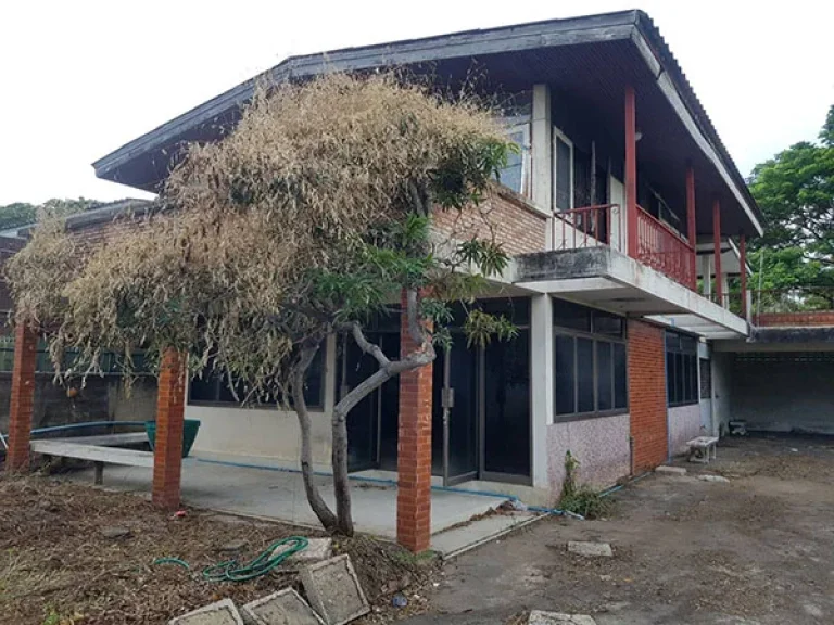 ขายด่วน บ้านเดี่ยวปรีดี 42 และ 1 ที่ดินเปล่า เหมาะสำหรับสร้างบ้าน For Sale Single House Pridi 42 amp 1 Land Plot Same Compound Good for renovation