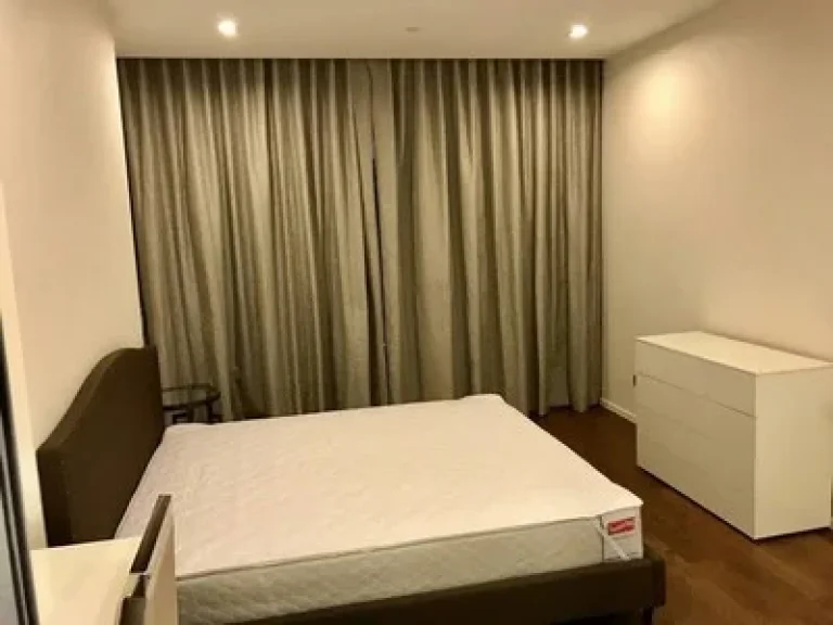 Room for rent at The Bangkok Sathon 1 bed 1 bath 60 sqm Room no 32 near BTS Surasak