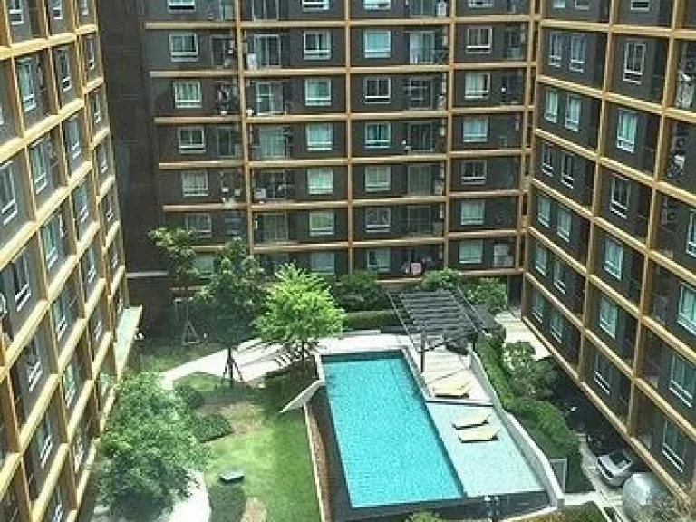 ขายหรือเช่า Condo U Campus รังสิต ตัวห้องอยู่อาคาร B ชั้น 2 วิวด้านนอกโครงการ ห้องมุม มีความเป็นส่วนตัว