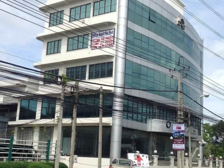 ให้เช่าตึก 6 ชั้น ติดถนนบางนา-ตราด กม15 ทำเลดีมาก 6 floors building at Bangna-Trad KM15 for rent 