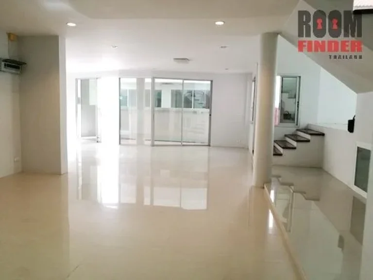 เช่า FOR RENT ARENA GARDEN ONNUT 44 3 beds 3 baths 67 Sqw 35000 Unfurnished With 2 Aircons