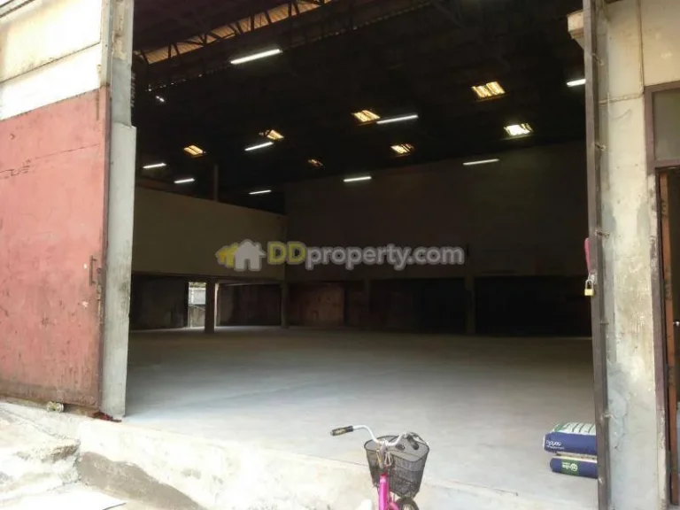 For Rent Warehouses พร้อมบ้าน 3ชั้น พื้นที่รวม 1 ไร่ บางนา-ตราด 30