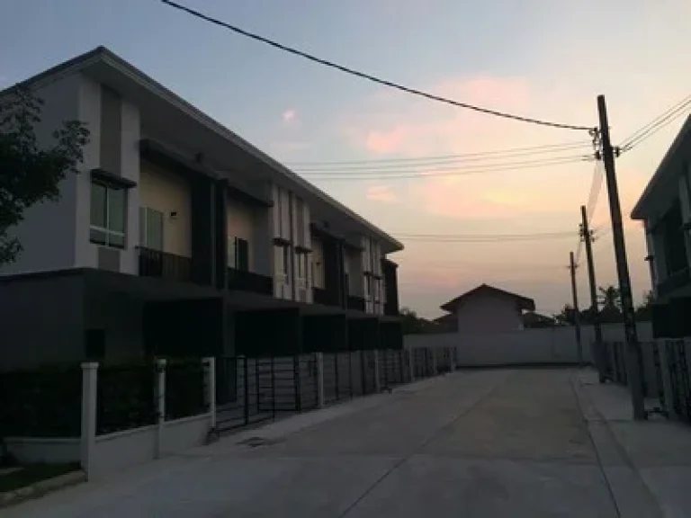 ขายบ้านTownhome Pleno ปิ่นเกล้า-วงแหวน ซอยวัดส้มเกลี้ยง