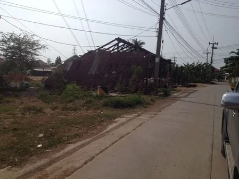 ขายที่ดิน หน้าโรงเรียนสิรินธรราชวิทยาลัย ติดถนนยิงเป้าใต้ เข้าซอย 200 เมตร หน้ากว้างติดถนน 60 เมตร