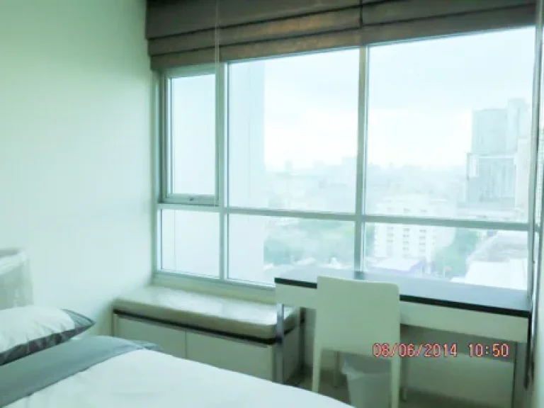 for rent LIFE RATCHADAPISEK condo ไลฟ์ รัชดาภิเษก 46ตรม 2นอน 1น้ำ MRT ห้วยขวาง the street