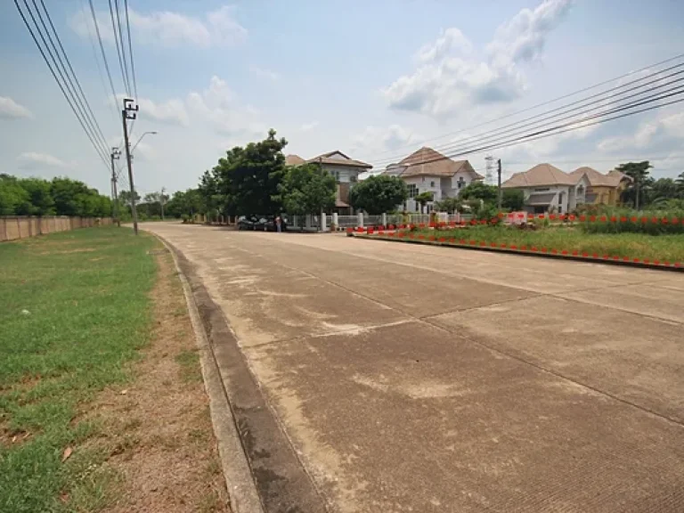 ประกาศขายที่ดิน หมู่บ้านปัญจทรัพย์ พาร์ค Panchasab Park ซอยบรมราชชนนี 72 เหมาะสร้างบ้าน แปลงมุม ริมถนนโครงการ 12 เมตร