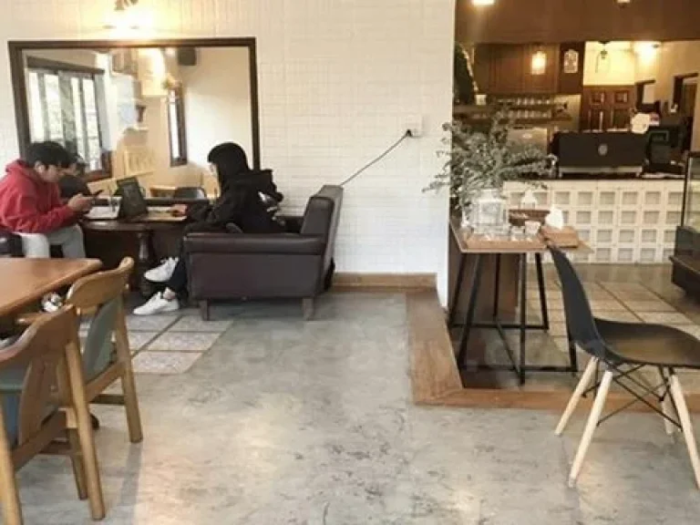 ขายบ้านหลังมหาวิทยาลัยเชียงใหม่ ปัจจุบันปรับปรุงเป็นร้านกาแฟ ติดถนน 2 ด้าน ย่านนักศึกษา ย่านธุรกิจ