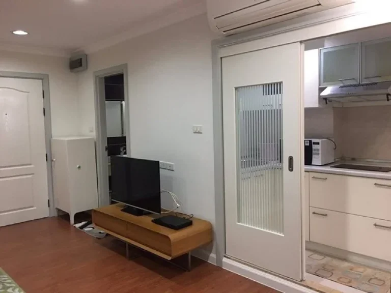 Lumpini Suit Sukhumvit 41 calm private livable BTS Phrom Phong