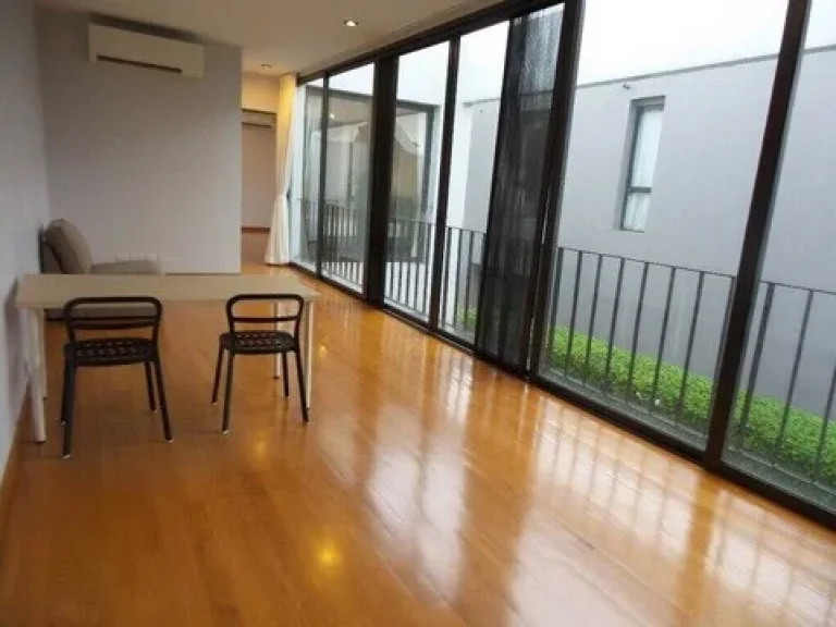 บ้านเดี่ยวสไตล์โมเดิร์น พร้อมสระว่ายน้ำ ใกล้ BTS ทองหล่อ Modern Single house with pool closed BTS Thonglor