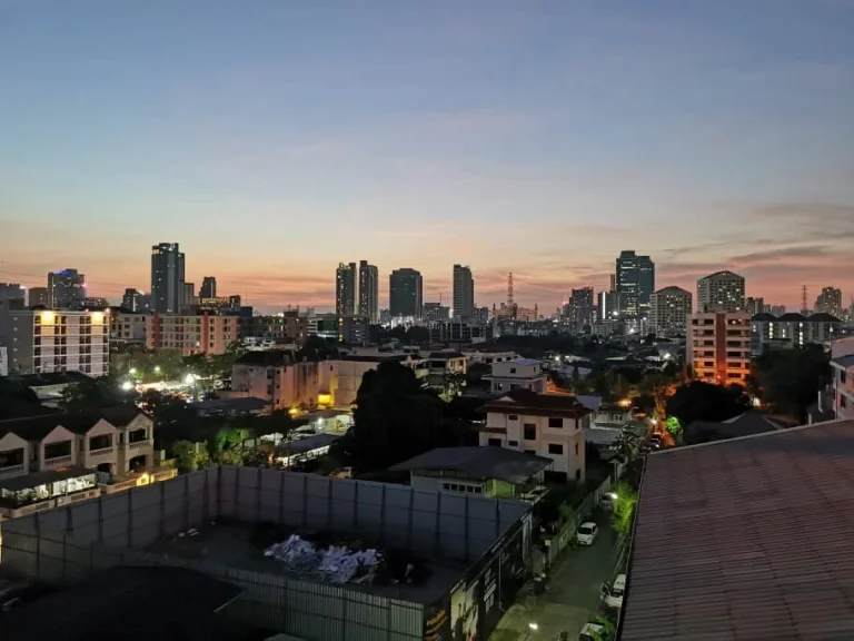 ขายคอนโด ห้องมุม The Private สุทธิสาร อยู่ใกล้ MRT สุทธิสาร