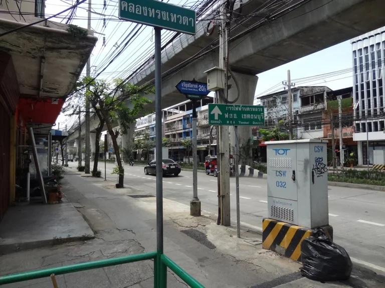 ห้องเช่าย่านจรัญสนิทวงศ์ ใกล้ MRT จรัญฯ 13 บรรยากาศดี โปร่งโล่ง สบาย เป็นส่วนตัว