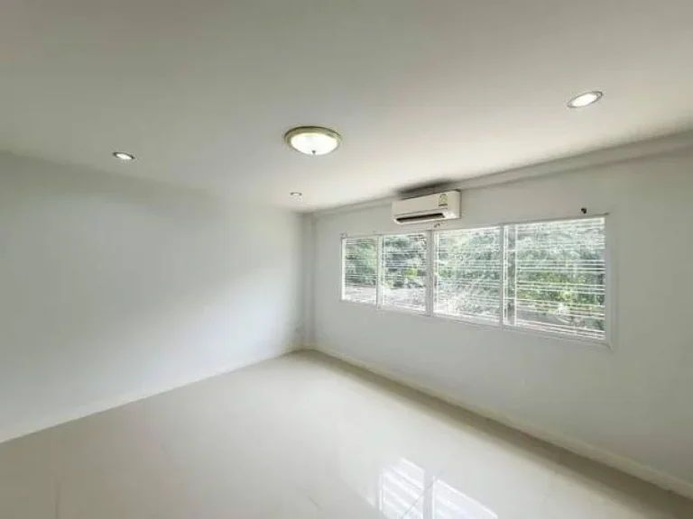 For Rent ให้เช่า ทาวน์โฮม4ชั้น หลังมุม สุขุมวิท65 ห่างจาก BTS เพียง 1 KM