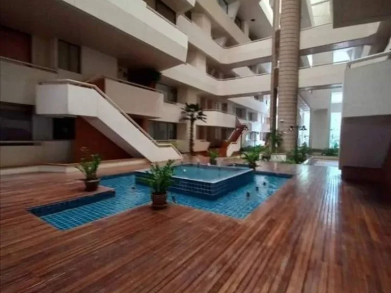 ขายเพ้นท์เฮ้าส์ใกล้หาดจอมเทียน เดินลงทะเลเพียง 30 เมตร Sale Penthouse 30 Meter from Jomtien Beach